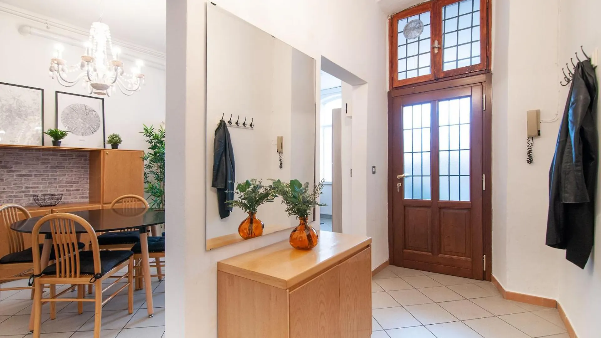 Apartments Bergamo New York Style 2 Bed Italy
